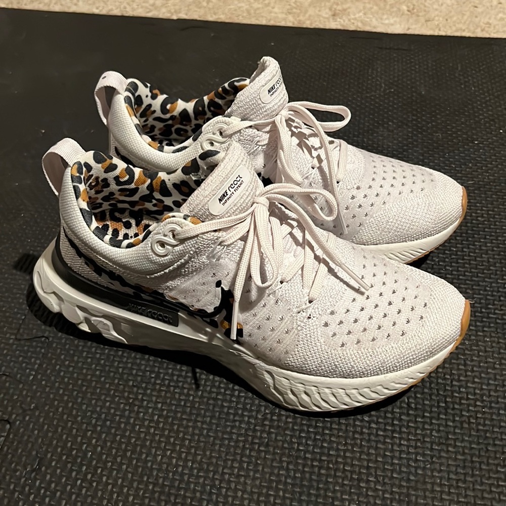 Nike React